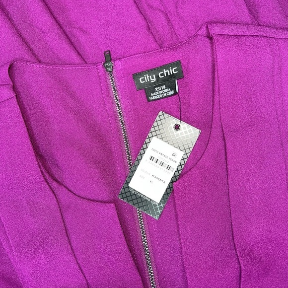 𝅺City chic belted dress - Picture 9 of 11